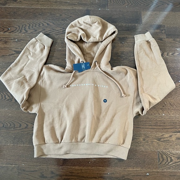 NWT Abercrombie & Fitch cropped hoodie - Picture 2 of 9